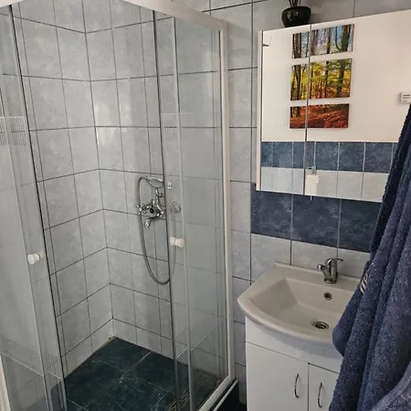 Szentirmai Vendeghaz Es Fogado A Rigohoz