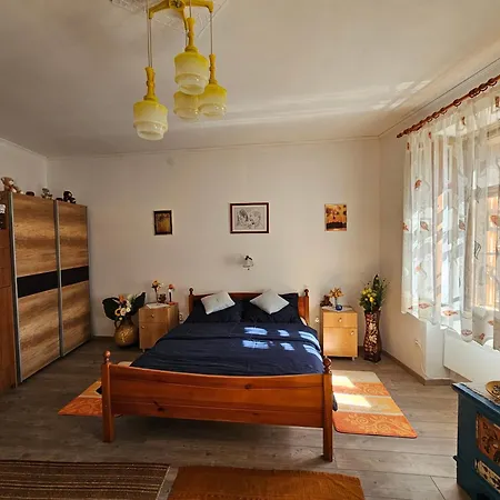 Nocleg ze śniadaniem Szentirmai Vendeghaz Es Fogado A Rigohoz *